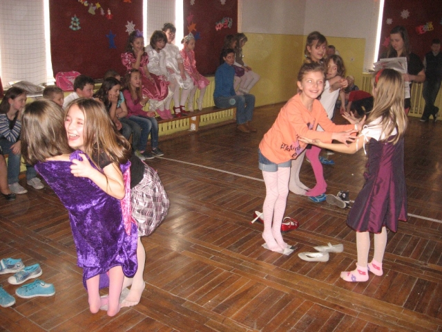 Zabawa karnawałowa 2013-6